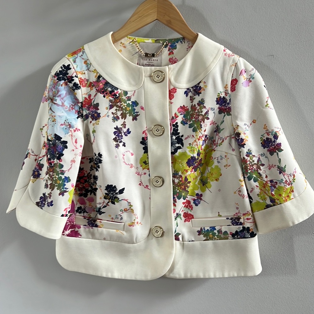 Worn once Ted Baker Jacket.  Like brand new, no scratches or missing buttons.